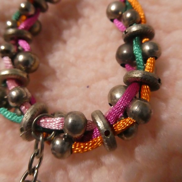Unicorn Bracelet With Fishbone and Star | Pink, Orange and Green String | Beads - Picture 4 of 10